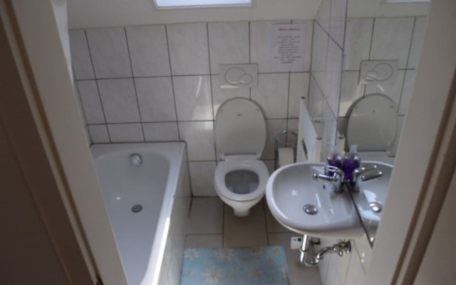 AB Apartment 29