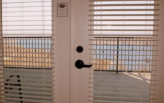 Whitney Mountain Lodge