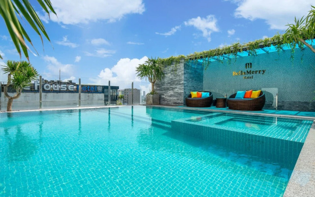 Bella Merry Hotel and Apartment