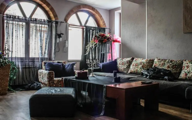 Le Rendezvous Apartment