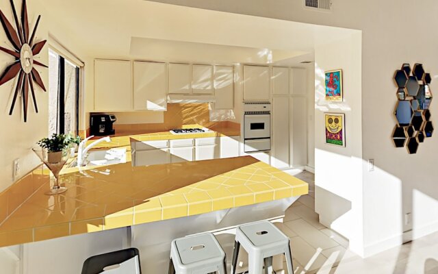 N De Anza - 2 Br Townhouse
