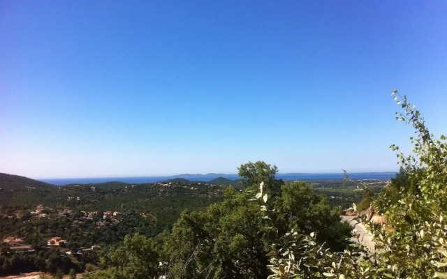Spacious Villa With Panoramic Views, Located in the Provence