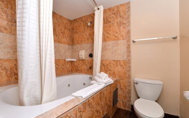 Americas Best Value Inn & Suites Bakersfield E
