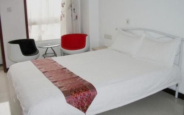 Ziteng Apartment Hotel