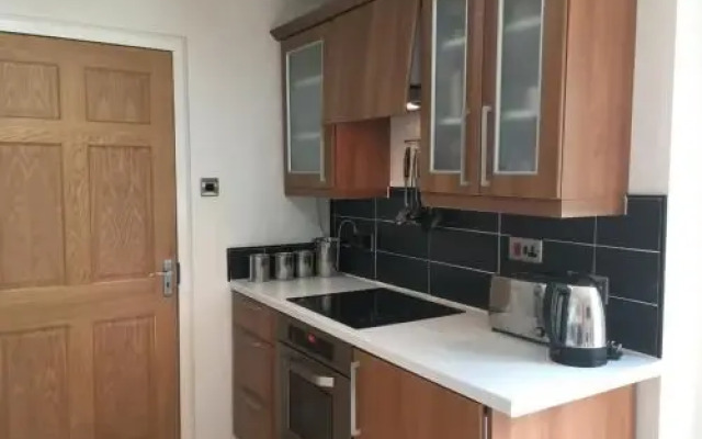 2 Redmoss Walk