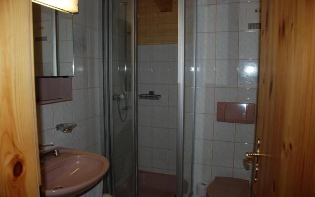 Appartment and Taxi Tirana