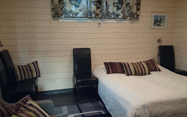 Yli-Kaitalan Lomamökit