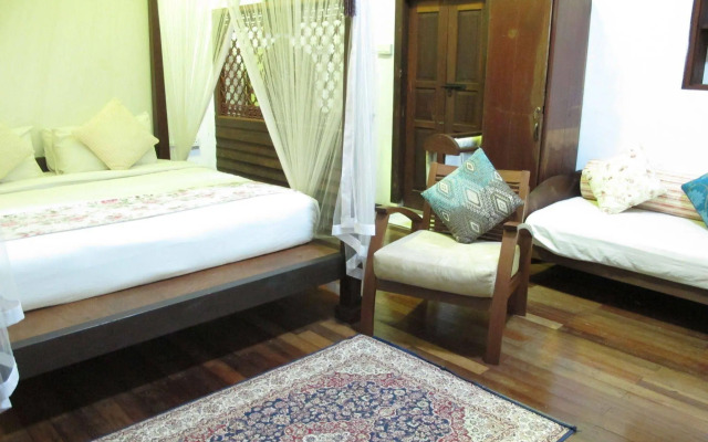 Noordin Street House