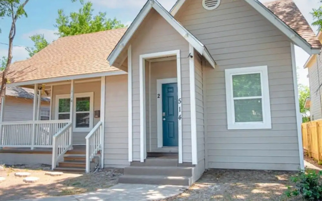Fabulous Newly Renovated 2Br 1Ba Near Downtown