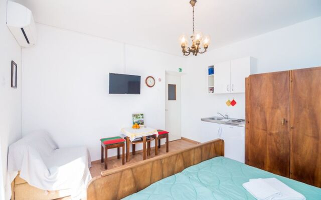 Apartment Zana