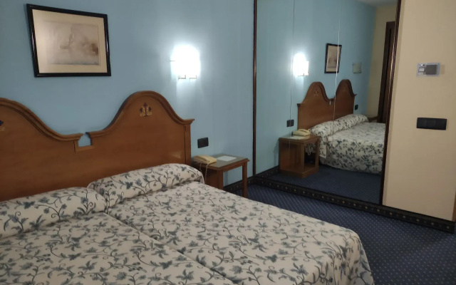 Hotel Ébora by Vivere Stays