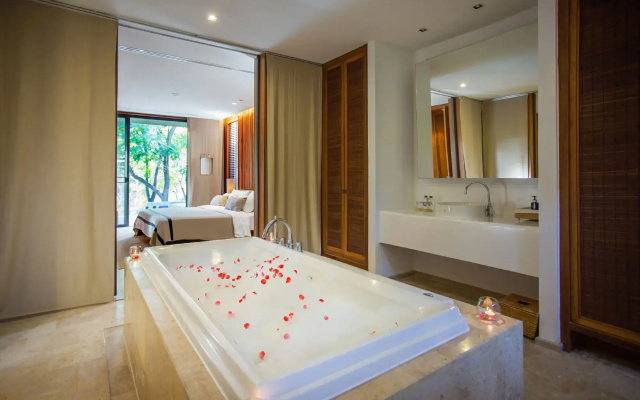 MUTHI MAYA Forest Pool Villa Resort