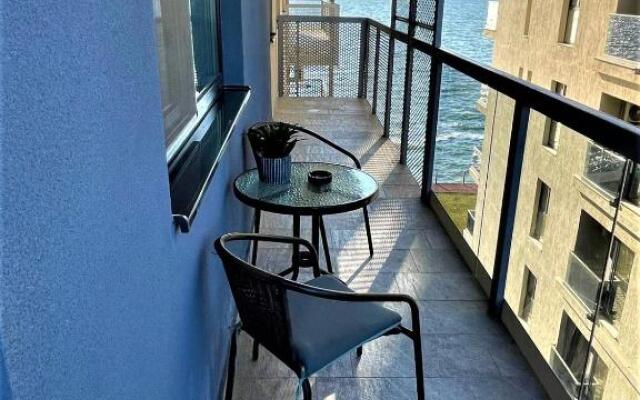 Seaside Apartment 505A