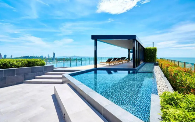 The Base Condo by Tech