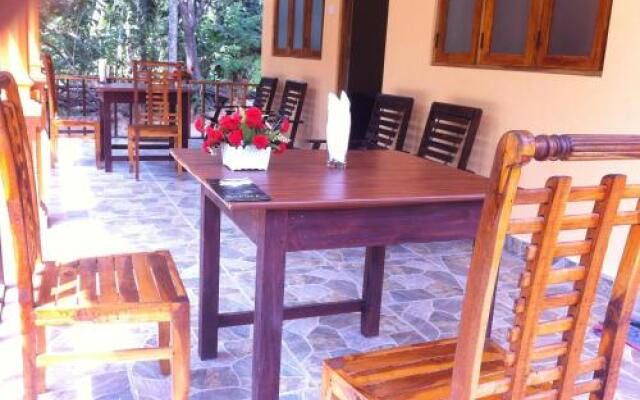 Nirwana Tourist Lodge