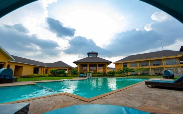 Tropical Retreat Luxury Resort and Spa