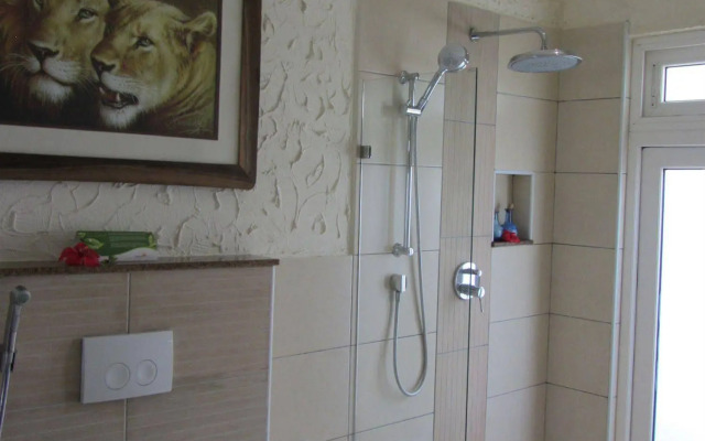 Leopard Beach Resort & Spa