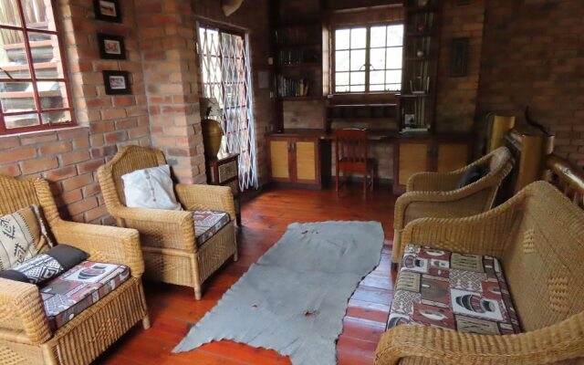 Bush and Gables Lodge