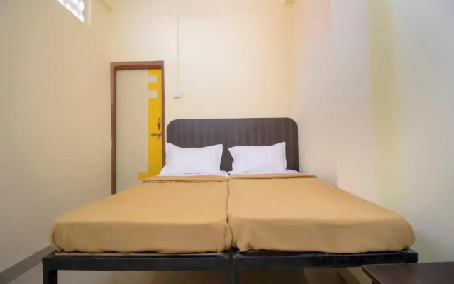 Shree Gajanan by OYO Rooms