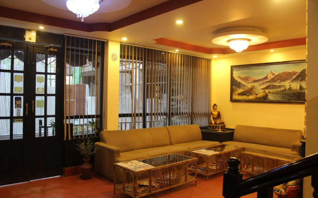 Hotel Buddha Land