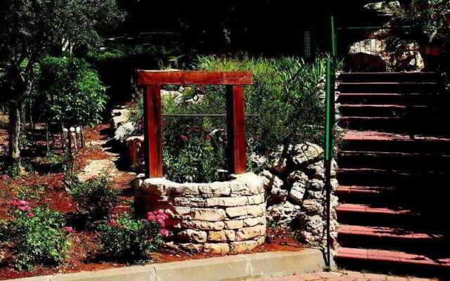 Kibbutz Maale Hachamisha