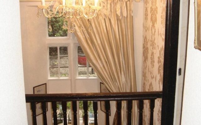 Littlebank Guest House