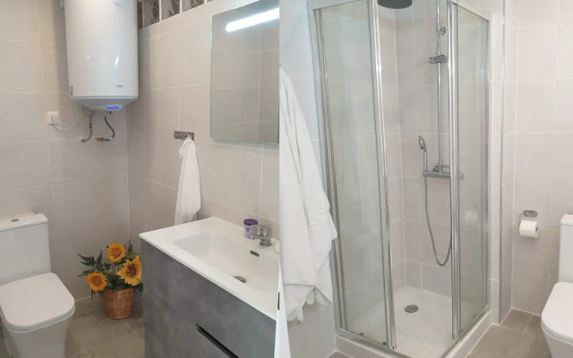 Tasteful Apartment in Fuengirola With Patio