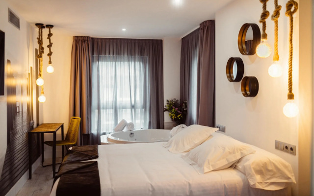 Hotel Cuevas - Adults Only