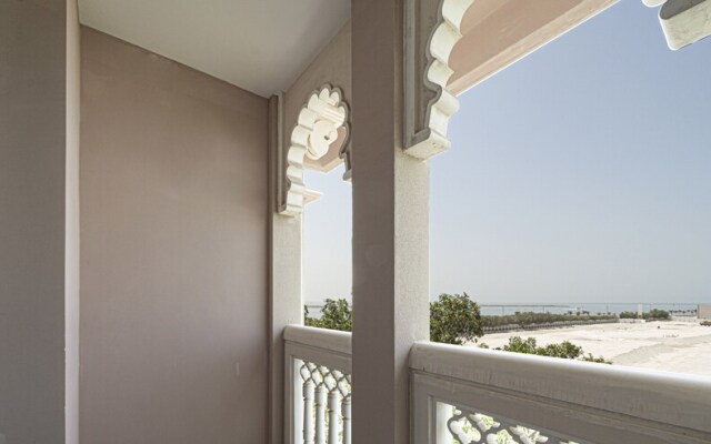 Grandeur Living 2BR plus Maid with Beach Access
