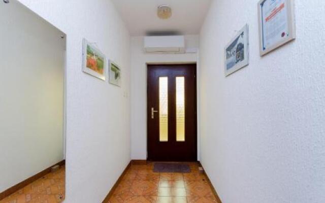 Apartment Zdravka