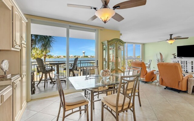 Seaspray Riverside 214