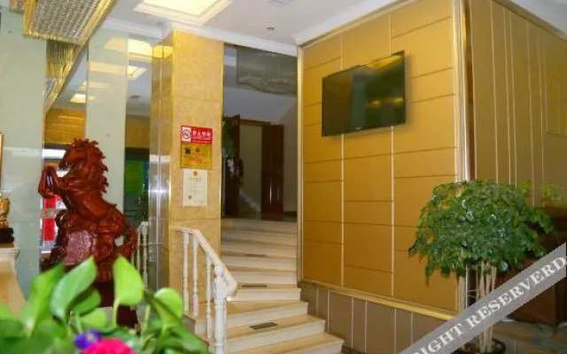 Thank Inn (Tongliao Mingren Street)