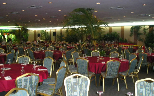 Bukit Merah Laketown Resort