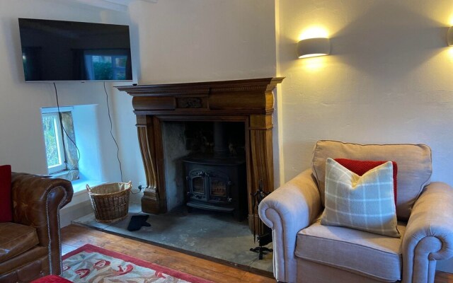 Lovely, Pet-friendly, 4-bed House in Hognaston