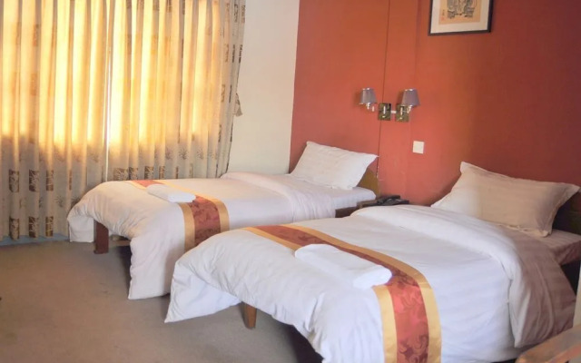 OYO 120 Hotel Tayoma