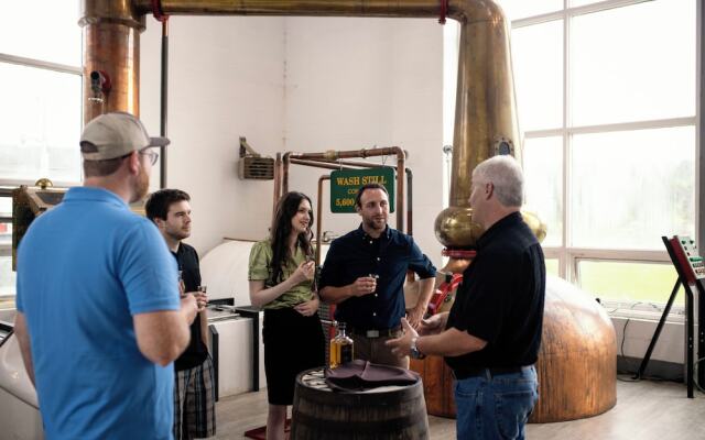 Glenora Inn & Distillery