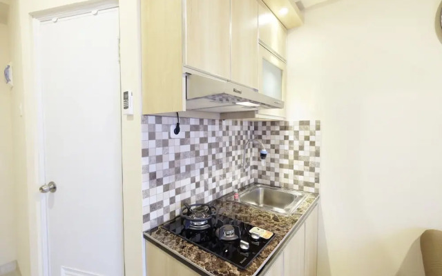 Clean And Tidy Green Pramuka Apartement