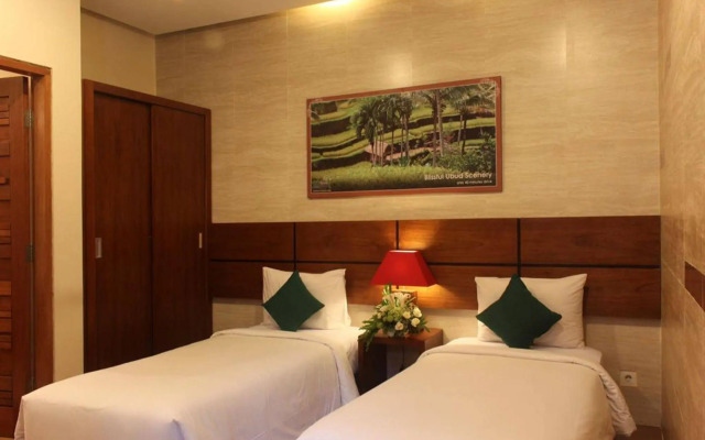 The Green Zhurga Suites