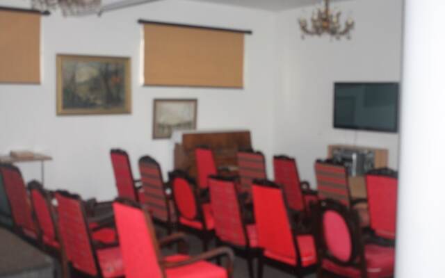 The Parkview Hotel - Room 711 - Adults Only