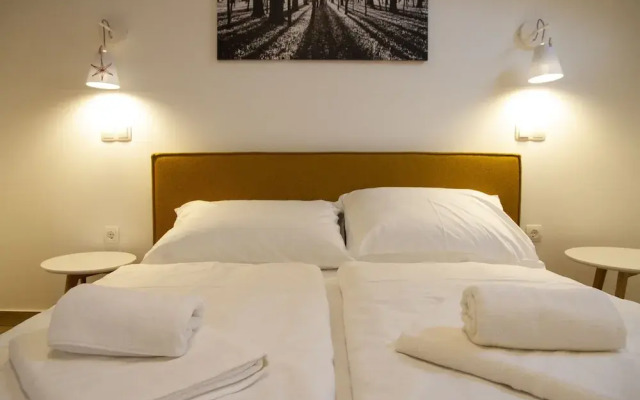 Golte Apartments