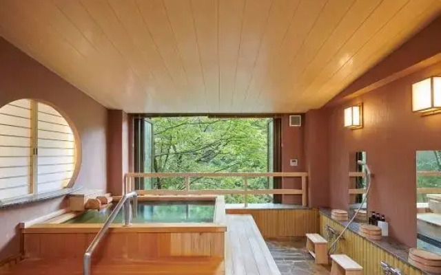 Nikko Garden Hotel