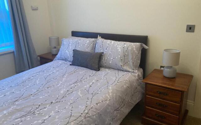 Apartment 8 The Landings