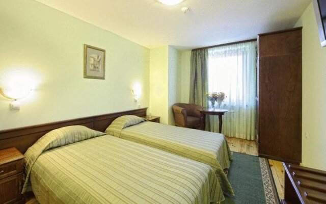 Rachev Hotel Residence