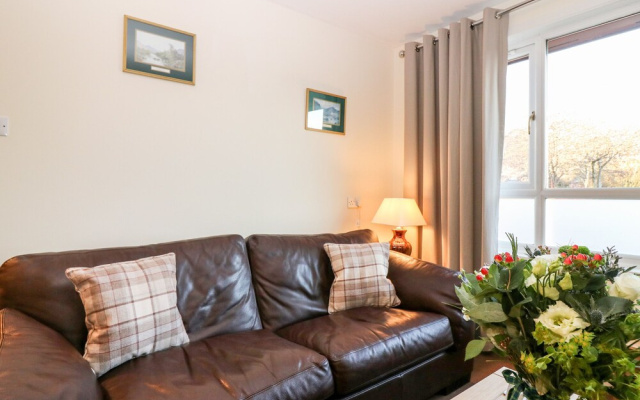 10 Annesley Park
