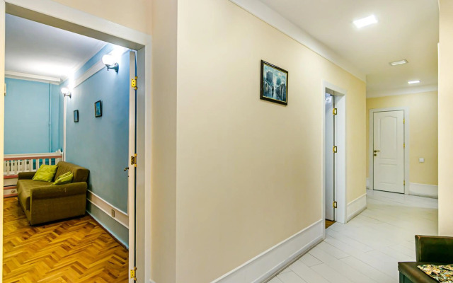 Targovu 4 Room Lux Apartment