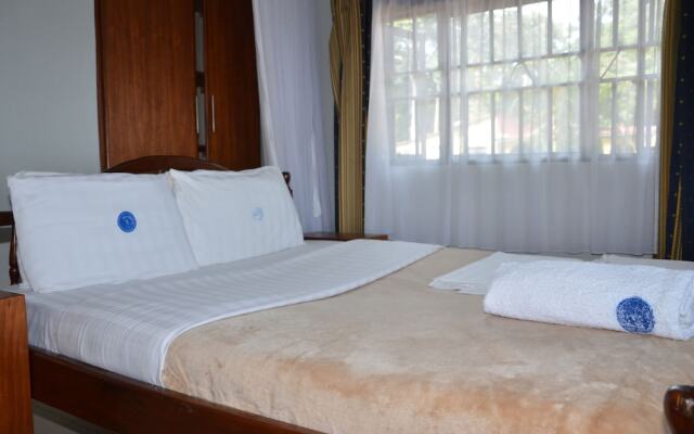 Ssese Islands Beach Hotel - Hostel