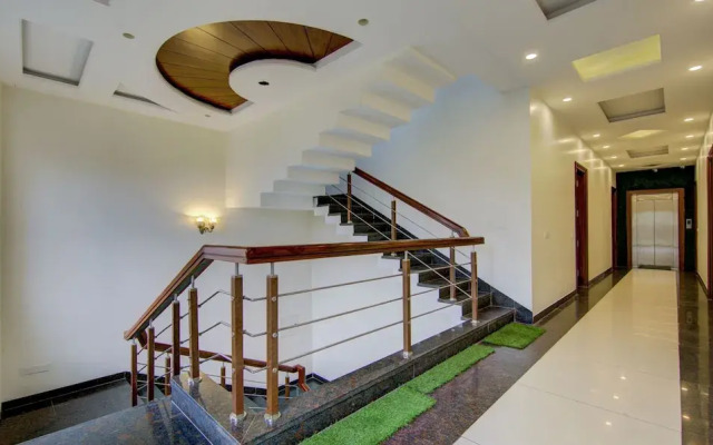 Gm Residency by OYO Rooms