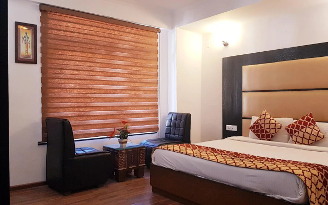 OYO Rooms Bhagsu Waterfall