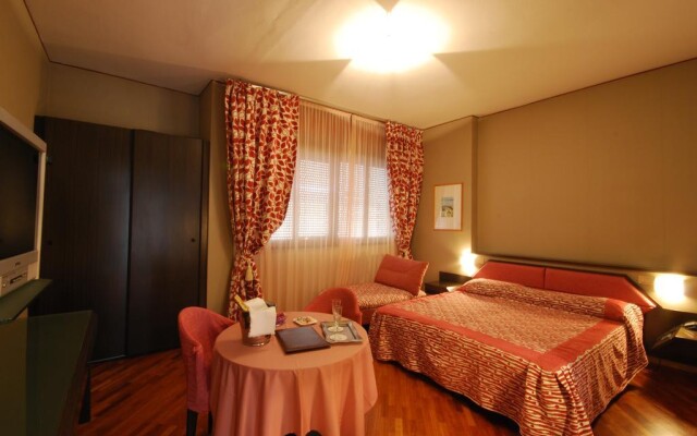 Bristol Hotel