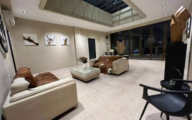 Choska Residence